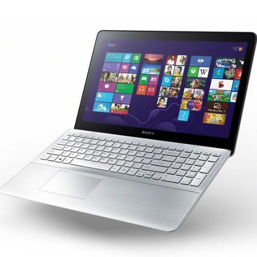 Sony SVF15216CLB Laptop