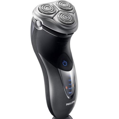 Norelco HQ8270/22 8200 Series Electric Shaver With Battery Level Indicator