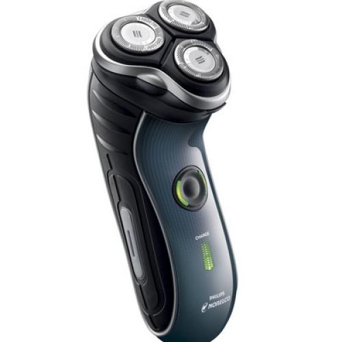 Norelco 7345XL/17 7000 Series Electric Razor7345Xl With Nose/Ear Trimmer