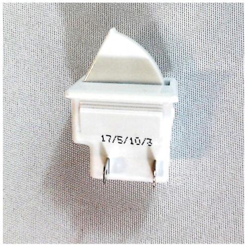 Insignia 17431000000392 Light Switch