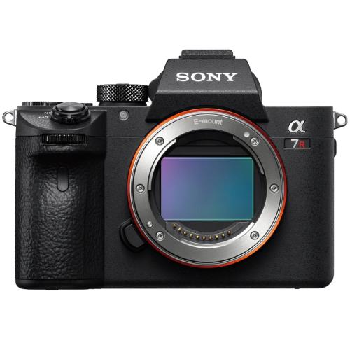 Sony ILCE7RM3A Alpha 7R III with 35 mm full-frame image sensor