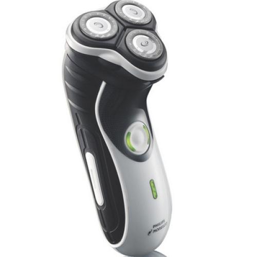 Norelco 7325XL/17 7000 Series Electric Razor7325Xl With Nose/Ear Trimmer